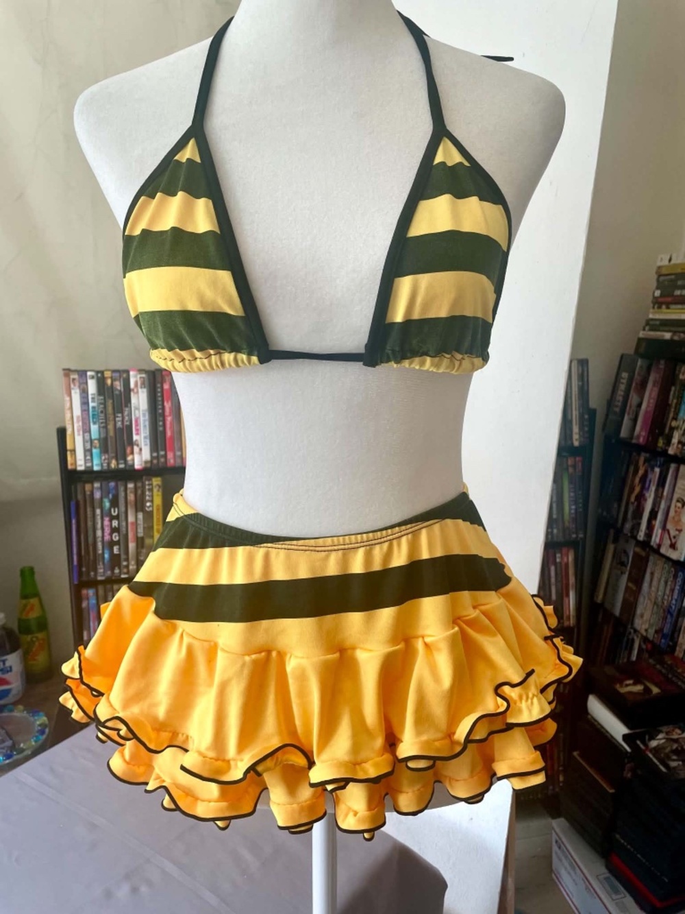 Sexy Bee Costume Halloween Cosplay Ruffle Skirt Bikini Top